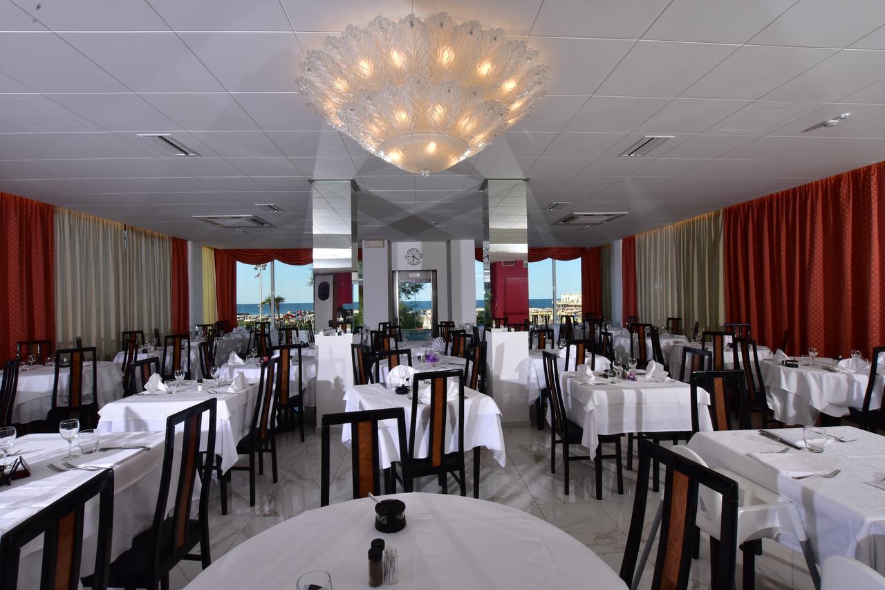 Hotel Nord Est Gabicce Mare Eksteriør billede